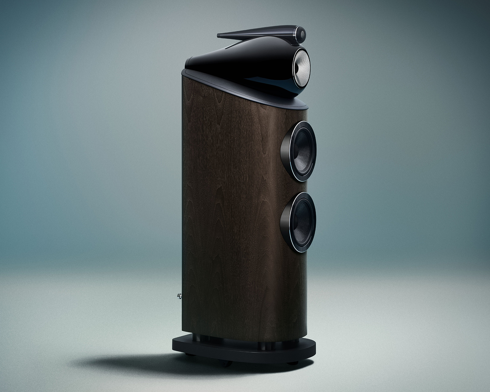 Bowers & Wilkins 801D5 03 D5 是 800 钻石系列中体型最紧凑、凭借精巧的机身尺寸与先进技术，呈现宝华韦健参考级的音质表现