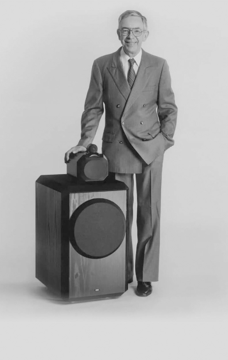 Bowers & Wilkins 的传奇故事源自该品牌传奇人物 John Bowers