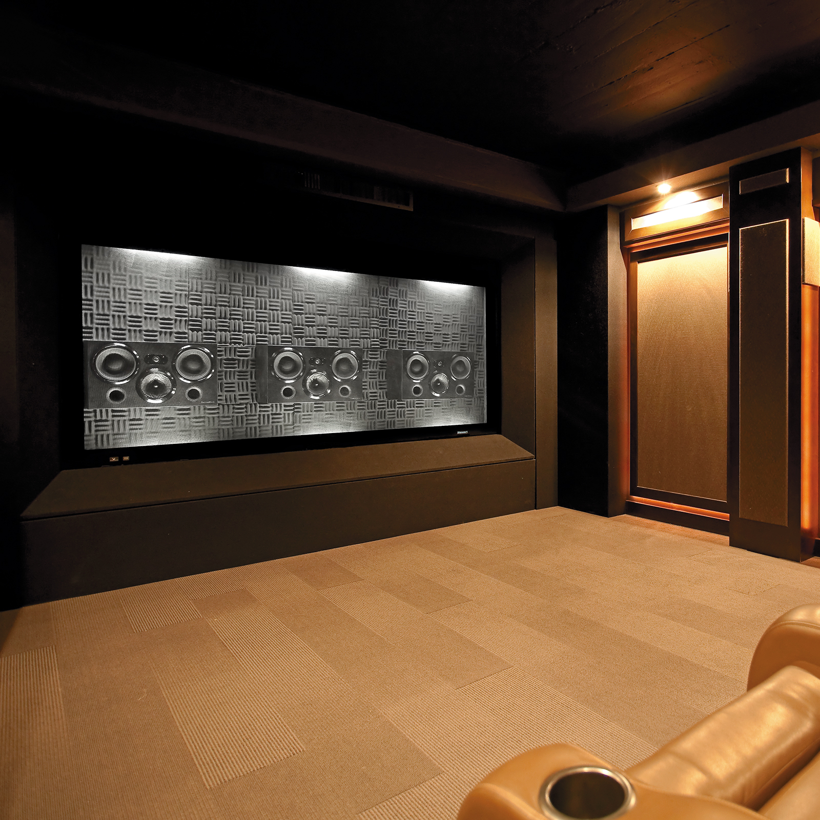 Bowers & Wilkins Nautilus 30周年特别版