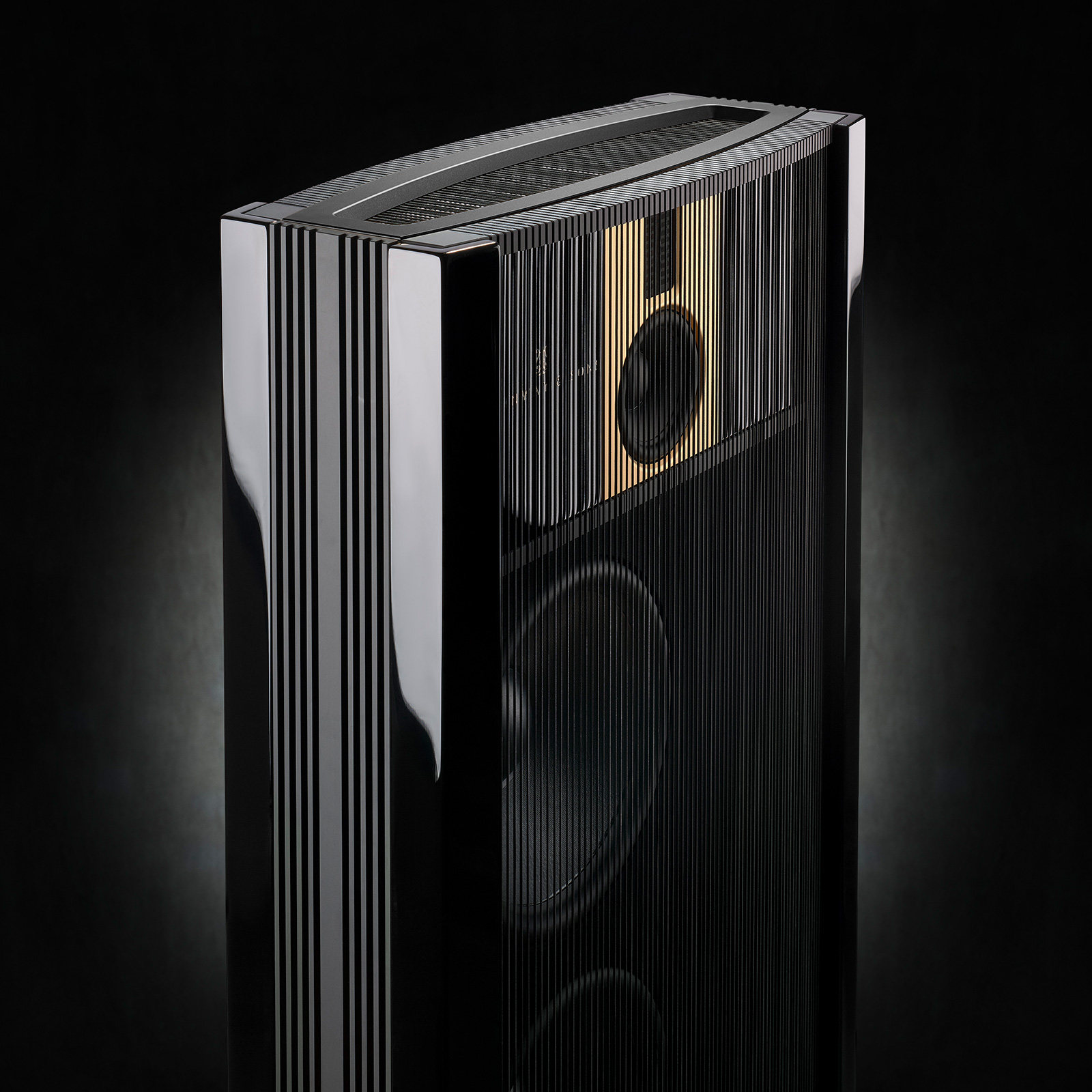 「Steinway & Sons[施坦威林道夫]」Model B 2声道 HiFi 音响系统。
